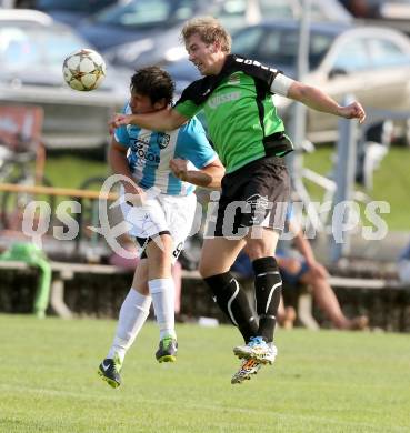 Fussball 1. KLasse A. Greifenburg gegen Kirchbach. David Brandner,  (Greifenburg), Hannes Zobernig (Kirchbach). Greifenburg, am 22.8.2015.
Foto: Kuess
---
pressefotos, pressefotografie, kuess, qs, qspictures, sport, bild, bilder, bilddatenbank