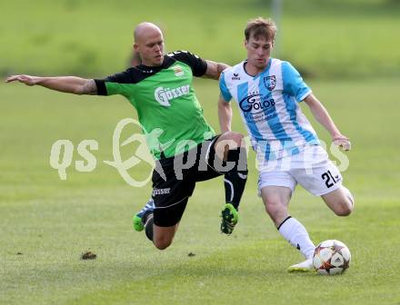 Fussball 1. KLasse A. Greifenburg gegen Kirchbach. Michael Neuwirther, (Greifenburg),  Grega Gorisek (Kirchbach). Greifenburg, am 22.8.2015.
Foto: Kuess
---
pressefotos, pressefotografie, kuess, qs, qspictures, sport, bild, bilder, bilddatenbank