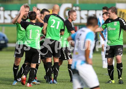 Fussball 1. KLasse A. Greifenburg gegen Kirchbach. Torjubel Marcel Pirker (Greifenburg). Greifenburg, am 22.8.2015.
Foto: Kuess
---
pressefotos, pressefotografie, kuess, qs, qspictures, sport, bild, bilder, bilddatenbank