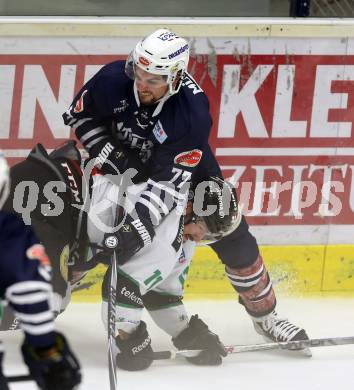 Eishockey Testspiel. EC VSV gegen Olimpija Ljubljana. Florian Muhlstein (VSV), PESUT Ziga (Laibach). Villach, am 27.8.2015.
Foto: Kuess
---
pressefotos, pressefotografie, kuess, qs, qspictures, sport, bild, bilder, bilddatenbank