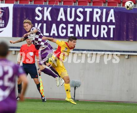 Fussball Sky go Erste Liga. SK Austria Klagenfurt gegen KSV 1919.  Dominic Puercher,  (Klagenfurt), Dominik Frieser (KSV). Klagenfurt, am 28.8.2015.
Foto: Kuess
---
pressefotos, pressefotografie, kuess, qs, qspictures, sport, bild, bilder, bilddatenbank