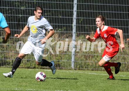 Fussball Unterliga Ost. KAC 1909 gegen Woelfnitz. Maximilian Hubert Watscher,  (KAC), Guenther Zussner (Woelfnitz). Klagenfurt, am 29.8.2015.
Foto: Kuess
---
pressefotos, pressefotografie, kuess, qs, qspictures, sport, bild, bilder, bilddatenbank