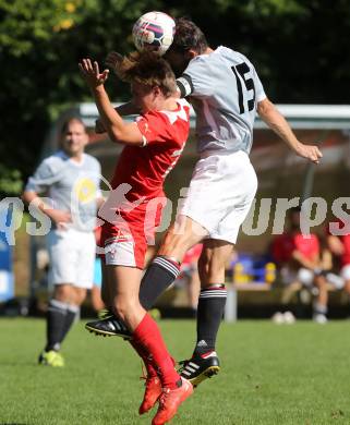 Fussball Unterliga Ost. KAC 1909 gegen Woelfnitz.  Lukas Lausegger, (KAC), Christoph Wrulich (Woelfnitz). Klagenfurt, am 29.8.2015.
Foto: Kuess
---
pressefotos, pressefotografie, kuess, qs, qspictures, sport, bild, bilder, bilddatenbank