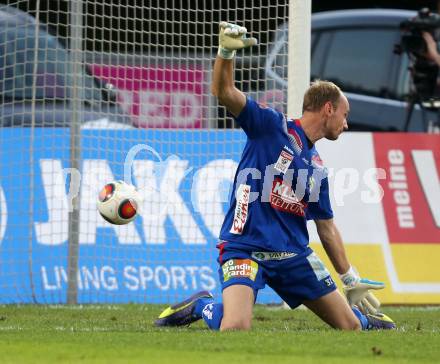 Fussball tipico Bundesliga. RZ Pellets WAC gegen Cashpoint SCR Altach. Alexander Kofler (WAC). Wolfsberg, am 30.8.2015.
Foto: Kuess
---
pressefotos, pressefotografie, kuess, qs, qspictures, sport, bild, bilder, bilddatenbank