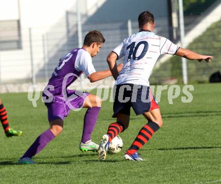 Fussball. Unterliga Ost. Austria Klagenfurt Amateure gegen SG FC Poggersdorf. Matthias Arnold (Austria Klagenfurt), Blaz Brezovacki (Poggersdorf). Klagenfurt, 29.8.2015.
Foto: Kuess 
---
pressefotos, pressefotografie, kuess, qs, qspictures, sport, bild, bilder, bilddatenbank