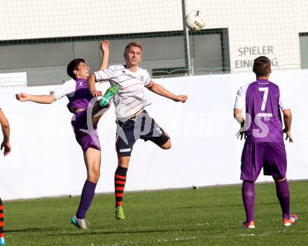 Fussball. Unterliga Ost. Austria Klagenfurt Amateure gegen SG FC Poggersdorf. Luka Bjelica (Austria Klagenfurt), Christian Fuiko (Poggersdorf). Klagenfurt, 29.8.2015.
Foto: Kuess 
---
pressefotos, pressefotografie, kuess, qs, qspictures, sport, bild, bilder, bilddatenbank