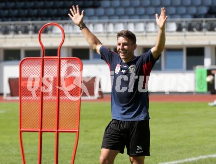 Fussball Bundesliga. Training WAC. Christopher Wernitznig. Wolfsberg, am 29.8.2015.
Foto: Kuess
---
pressefotos, pressefotografie, kuess, qs, qspictures, sport, bild, bilder, bilddatenbank