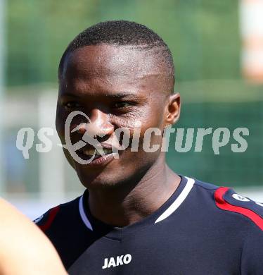 Fussball Bundesliga. Training WAC. Issiaka Ouedraogo. Wolfsberg, am 29.8.2015.
Foto: Kuess
---
pressefotos, pressefotografie, kuess, qs, qspictures, sport, bild, bilder, bilddatenbank