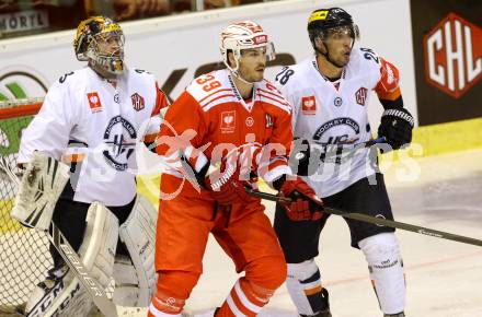 Eishockey Champions Hockey League. KAC gegen HC Kosice. Jean Francois Jacques, (KAC),   Juraj Cebak  (HC Kosice). Klagenfurt, am 30.8.2015.
Foto: Kuess
---
pressefotos, pressefotografie, kuess, qs, qspictures, sport, bild, bilder, bilddatenbank