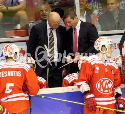 Eishockey Champions Hockey League. KAC gegen HC Kosice. Doug Mason, Kirk Furey (KAC). Klagenfurt, am 30.8.2015.
Foto: Kuess
---
pressefotos, pressefotografie, kuess, qs, qspictures, sport, bild, bilder, bilddatenbank