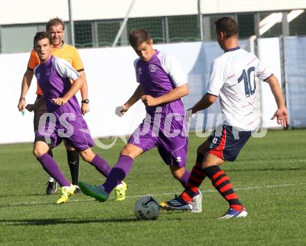 Fussball. Unterliga Ost. Austria Klagenfurt Amateure gegen SG FC Poggersdorf. Matthias Arnold (Austria Klagenfurt), Blaz Brezovacki(Poggersdorf). Klagenfurt, 29.8.2015.
Foto: Kuess 
---
pressefotos, pressefotografie, kuess, qs, qspictures, sport, bild, bilder, bilddatenbank