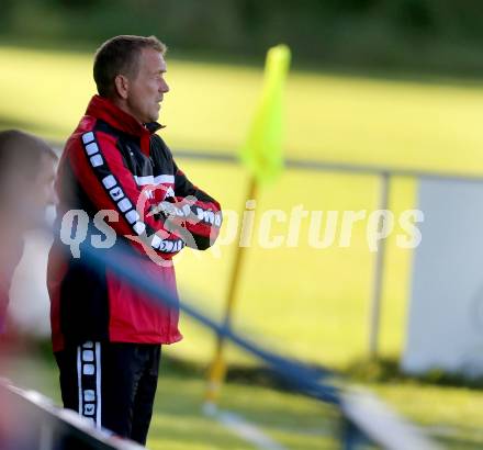 Fussball Regionalliga. Annabichler SV gegen ATSV Stadl-Paura. Trainer Christian Mayrleb (Stadl-Paura). Annabichl, am 6.9.2015.
Foto: Kuess
---
pressefotos, pressefotografie, kuess, qs, qspictures, sport, bild, bilder, bilddatenbank