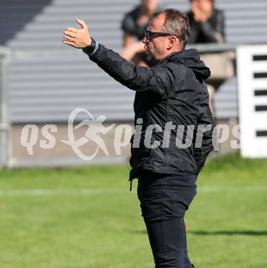 Fussball Regionalliga. Annabichler SV gegen ATSV Stadl-Paura. Trainer Dietmar Thuller (ASV). Annabichl, am 6.9.2015.
Foto: Kuess
---
pressefotos, pressefotografie, kuess, qs, qspictures, sport, bild, bilder, bilddatenbank