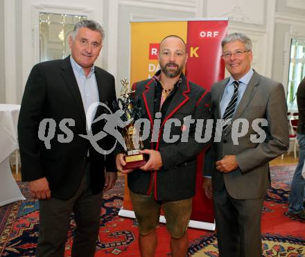 EBEL Eishockey Bundesliga. Wahl zum Eishockeysuperstar 2015. Giuseppe Mion, Gerhard Unterluggauer (VSV), Peter Kaiser. Klagenfurt, 10.9.2015. Foto: Kuess
---
pressefotos, pressefotografie, kuess, qs, qspictures, sport, bild, bilder, bilddatenbank