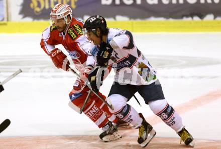 EBEL. Eishockey Bundesliga. KAC gegen Fehervar AV 19. Jean Francois Jacques, (KAC),  Frank Banham (Alba Volan). Klagenfurt, am 11.9.2015.
Foto: Kuess

---
pressefotos, pressefotografie, kuess, qs, qspictures, sport, bild, bilder, bilddatenbank