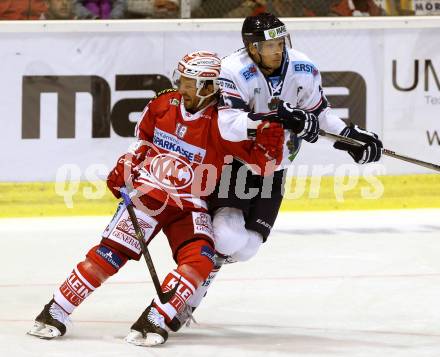 EBEL. Eishockey Bundesliga. KAC gegen Fehervar AV 19. Thomas Koch,   (KAC), Bence Sziranyi (Alba Volan). Klagenfurt, am 11.9.2015.
Foto: Kuess

---
pressefotos, pressefotografie, kuess, qs, qspictures, sport, bild, bilder, bilddatenbank