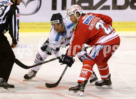 EBEL. Eishockey Bundesliga. KAC gegen Fehervar AV 19. Thomas HUndertpfund, (KAC), Chris Francis (Alba Volan). Klagenfurt, am 11.9.2015.
Foto: Kuess

---
pressefotos, pressefotografie, kuess, qs, qspictures, sport, bild, bilder, bilddatenbank