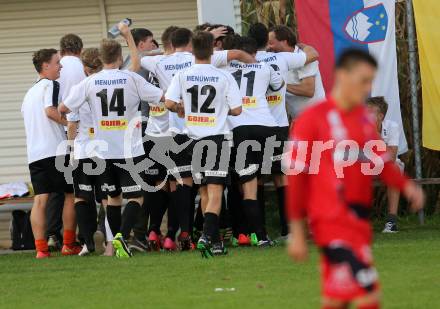 Fussball Kaerntner Liga. Kuehnsdorf gegen SAK.  Torjubel  (Kuehnsdorf). Kuehnsdorf, am 12.9.2015.
Foto: Kuess
---
pressefotos, pressefotografie, kuess, qs, qspictures, sport, bild, bilder, bilddatenbank