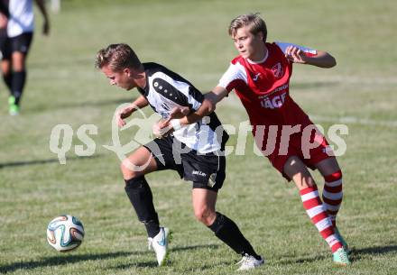 Fussball 2. Klasse E. SG HSV Haimburg/Diex gegen St. Andrae/Lav. 1b. Martin Glaboniat, (Haimburg/Diex), Fabian Tatschl (St. Andrae/Lav.). Diex, am 12.9.2015.
Foto: Kuess
---
pressefotos, pressefotografie, kuess, qs, qspictures, sport, bild, bilder, bilddatenbank