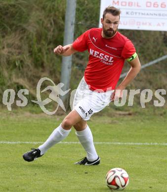 Fussball Kaerntner Liga. Koettmannsdorf gegen Gmuend. Udo Gasser (Gmuend). Koettmannsdorf, am 13.9.2015.
Foto: Kuess
---
pressefotos, pressefotografie, kuess, qs, qspictures, sport, bild, bilder, bilddatenbank