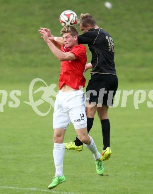 Fussball Kaerntner Liga. Koettmannsdorf gegen Gmuend. Peter Pucker (Koettmannsdorf), Domenik Steiner (Gmuend). Koettmannsdorf, am 13.9.2015.
Foto: Kuess
---
pressefotos, pressefotografie, kuess, qs, qspictures, sport, bild, bilder, bilddatenbank