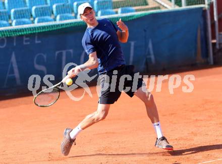 Kelag Power Future Tennisturnier. Finale. Bastian Trinker. Werzer Arena Poertschach, am 30.8.2015.
Foto: Kuess
---
pressefotos, pressefotografie, kuess, qs, qspictures, sport, bild, bilder, bilddatenbank