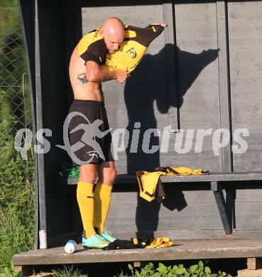 Fussball 1. Klasse D. Griffen gegen St. Margareten/Ros.  Andreas Rapatz (Griffen). Griffen, am 12.9.2015.
Foto: Kuess
---
pressefotos, pressefotografie, kuess, qs, qspictures, sport, bild, bilder, bilddatenbank