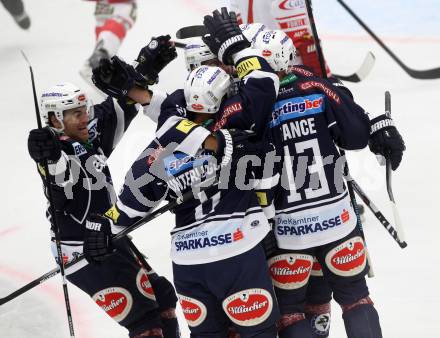 EBEL. Eishockey Bundesliga. EC VSV gegen HCB Suedtirol. torjubel (VSV). Villach, am 18.9.2015.
Foto: Kuess 


---
pressefotos, pressefotografie, kuess, qs, qspictures, sport, bild, bilder, bilddatenbank