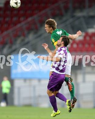 Fussball Sky go Erste Liga. SK Austria Klagenfurt gegen SC Austria Lustenau.   Stefan Schwendinger, (Klagenfurt),  Christoph Stueckler (Lustenau). Klagenfurt, am 15.9.2015.
Foto: Kuess
---
pressefotos, pressefotografie, kuess, qs, qspictures, sport, bild, bilder, bilddatenbank