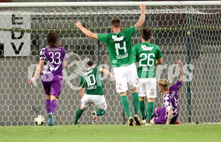 Fussball Sky go Erste Liga. SK Austria Klagenfurt gegen SC Austria Lustenau.   Matthias Sereinig (Klagenfurt), Dominic Puercher, Julian Klaus Wiessmeier Lustenau). Klagenfurt, am 15.9.2015.
Foto: Kuess 
---
pressefotos, pressefotografie, kuess, qs, qspictures, sport, bild, bilder, bilddatenbank