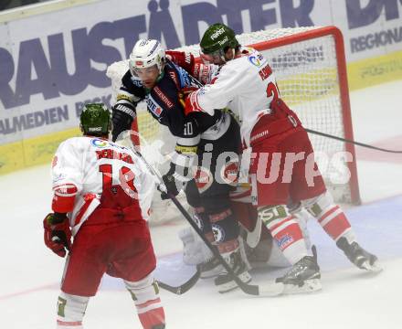 EBEL. Eishockey Bundesliga. EC VSV gegen HCB Suedtirol. Brock McBride,  (VSV), Brett Flemming,  (Bozen). Villach, am 18.9.2015.
Foto: Kuess 


---
pressefotos, pressefotografie, kuess, qs, qspictures, sport, bild, bilder, bilddatenbank