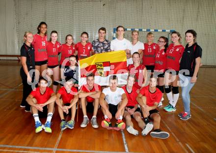 Spiele der Freundschaft. Mannschaftsfoto Volleyball. Bihac, Bosnien, am 19.9.2015.
Foto: Kuess
---
pressefotos, pressefotografie, kuess, qs, qspictures, sport, bild, bilder, bilddatenbank