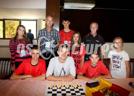 Spiele der Freundschaft. Mannschaftsfoto Schach. Bihac, Bosnien, am 19.9.2015.
Foto: Kuess
---
pressefotos, pressefotografie, kuess, qs, qspictures, sport, bild, bilder, bilddatenbank