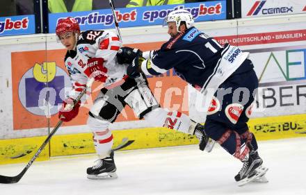 EBEL. Eishockey Bundesliga. EC VSV gegen HC TWK Innsbruck. Matt Kelly,  (VSV), Daniel Frischmann (Innsbruck). Villach, am 25.9.2015.
Foto: Kuess 


---
pressefotos, pressefotografie, kuess, qs, qspictures, sport, bild, bilder, bilddatenbank