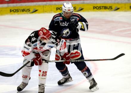 EBEL. Eishockey Bundesliga. EC VSV gegen HC TWK Innsbruck. Ryan McKiernan,  (VSV), Tyler Spurgeon (Innsbruck). Villach, am 25.9.2015.
Foto: Kuess 


---
pressefotos, pressefotografie, kuess, qs, qspictures, sport, bild, bilder, bilddatenbank