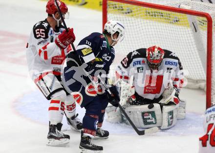 EBEL. Eishockey Bundesliga. EC VSV gegen HC TWK Innsbruck. Brock McBride,  (VSV), Nicholas Schauss, Andy Chiodo (Innsbruck). Villach, am 25.9.2015.
Foto: Kuess 


---
pressefotos, pressefotografie, kuess, qs, qspictures, sport, bild, bilder, bilddatenbank