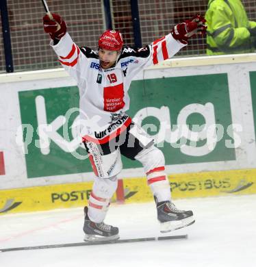 EBEL. Eishockey Bundesliga. EC VSV gegen HC TWK Innsbruck.  Torjubel Tyler Spurgeon (Innsbruck). Villach, am 25.9.2015.
Foto: Kuess 


---
pressefotos, pressefotografie, kuess, qs, qspictures, sport, bild, bilder, bilddatenbank