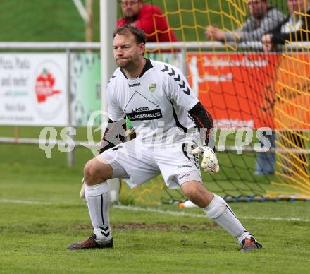 Fussball. Kaerntner Liga. Koettmannsdorf gegen Maria Saal. Alexander Schenk (Koettmannsdorf). Koettmannsdorf, 26.9.2015.
Foto: Kuess
---
pressefotos, pressefotografie, kuess, qs, qspictures, sport, bild, bilder, bilddatenbank