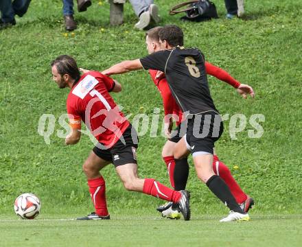 Fussball. Kaerntner Liga. Koettmannsdorf gegen Maria Saal. Christoph Pibal (Koettmannsdorf), Roland Krenn (Maria Saal). Koettmannsdorf, 26.9.2015.
Foto: Kuess
---
pressefotos, pressefotografie, kuess, qs, qspictures, sport, bild, bilder, bilddatenbank