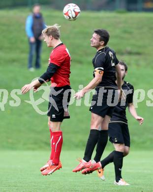 Fussball. Kaerntner Liga. Koettmannsdorf gegen Maria Saal. Christian Hutter (Koettmannsdorf), Nikolai Michael Kremer (Maria Saal). Koettmannsdorf, 26.9.2015.
Foto: Kuess
---
pressefotos, pressefotografie, kuess, qs, qspictures, sport, bild, bilder, bilddatenbank