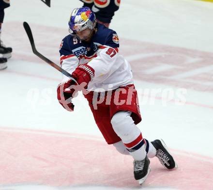 EBEL. Eishockey Bundesliga. EC VSV gegen EC Red Bull Salzburg. Torjubel Pehr Ledin (Salzburg). Villach, am 27.9.2015.
Foto: Kuess 


---
pressefotos, pressefotografie, kuess, qs, qspictures, sport, bild, bilder, bilddatenbank