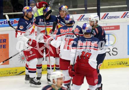 EBEL. Eishockey Bundesliga. EC VSV gegen EC Red Bull Salzburg.  Torjubel Konstantin Komarek, Brian Conelly, Brian Fahey, Manuel Latusa (Salzburg). Villach, am 27.9.2015.
Foto: Kuess 


---
pressefotos, pressefotografie, kuess, qs, qspictures, sport, bild, bilder, bilddatenbank