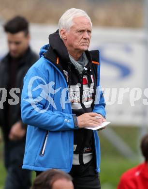 Fussball Unterliga Ost. St. Jakob/Rosental gegen Alpe Adria. Trainer Albert Parth  (Alpe Adria). St. Jakob, am 26.9.2015.
Foto: Kuess
---
pressefotos, pressefotografie, kuess, qs, qspictures, sport, bild, bilder, bilddatenbank