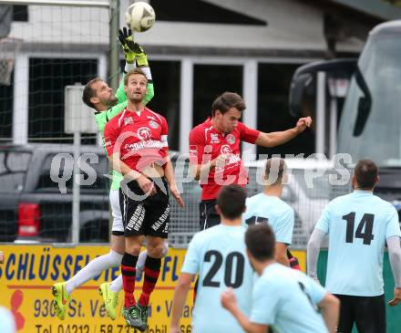 Fussball Regionalliga. Annabichler SV gegen Kalsdorf. Darjan Curanovic,  (ASV), Rafael Dorn (Kalsdorf). Annabichl, am 27.9.2015.
Foto: Kuess
---
pressefotos, pressefotografie, kuess, qs, qspictures, sport, bild, bilder, bilddatenbank