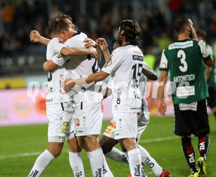 Fussball tipico Bundesliga. RZ Pellets WAC gegen SV Josko Ried. Torjubel  Daniel Drescher (WAC). Wolfsberg, am 3.10.2015.
Foto: Kuess
---
pressefotos, pressefotografie, kuess, qs, qspictures, sport, bild, bilder, bilddatenbank