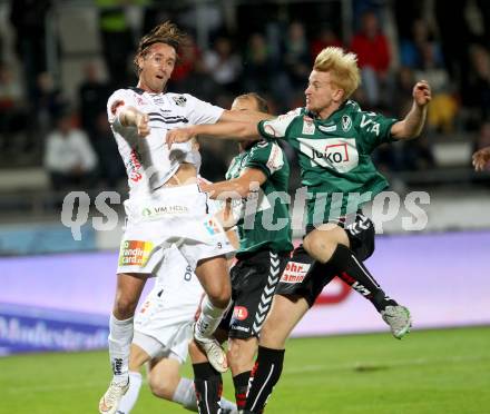 Fussball tipico Bundesliga. RZ Pellets WAC gegen SV Josko Ried. Philip Hellqvist, (WAC), Thomas Reifeltshammer  (Ried). Wolfsberg, am 3.10.2015.
Foto: Kuess
---
pressefotos, pressefotografie, kuess, qs, qspictures, sport, bild, bilder, bilddatenbank