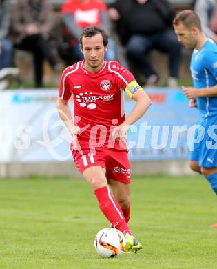 Fussball. Unterliga Ost. Ludmannsdorf gegen Sele Zell. Michael Sablatnik  (Ludmannsdorf). Ludmannsdorf, 4.10.2015.
Foto: Kuess
---
pressefotos, pressefotografie, kuess, qs, qspictures, sport, bild, bilder, bilddatenbank