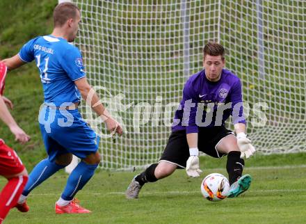 Fussball. Unterliga Ost. Ludmannsdorf gegen Sele Zell. Juergen Zedlacher (Ludmannsdorf), David Bunderla (Sele Zell). Ludmannsdorf, 4.10.2015.
Foto: Kuess
---
pressefotos, pressefotografie, kuess, qs, qspictures, sport, bild, bilder, bilddatenbank