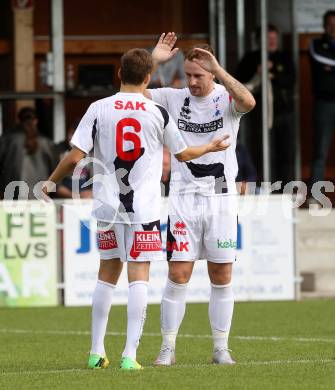 Fussball. Kaerntner Liga. SAK gegen Globasnitz. Torjubel Darijo Biscan (SAK). Klagenfurt, 4.10.2015.
Foto: Kuess
---
pressefotos, pressefotografie, kuess, qs, qspictures, sport, bild, bilder, bilddatenbank