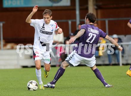 Fussball. Kaerntner Liga. SAK gegen Globasnitz. Daniel Perkounig (SAK), Rok Pavlicic (Globasnitz). Klagenfurt, 4.10.2015.
Foto: Kuess
---
pressefotos, pressefotografie, kuess, qs, qspictures, sport, bild, bilder, bilddatenbank